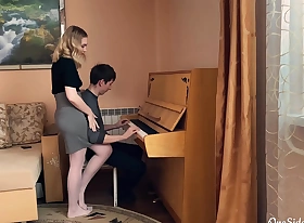 Instructor aloft the piano deep sucking dick student and fucking