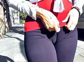 Amazing ass cameltoe fulgent in public