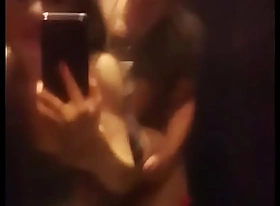 【中国】自拍在KTV里面花700元找个陪酒的