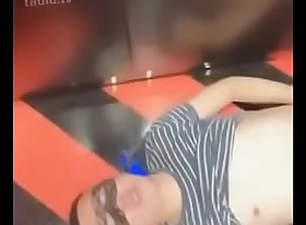 套路 女王直接把KTV里的男陪酒调教成贱狗 这货奴性大