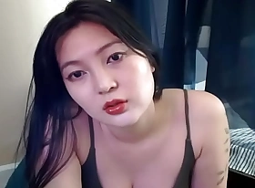 Your hot asian stepsis flirts anent you and makes you cum